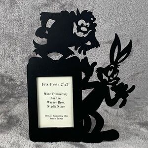 Vintage‎ 1994 Warner Bros Looney Tunes Silouette Black Cut Metal Picture Frame